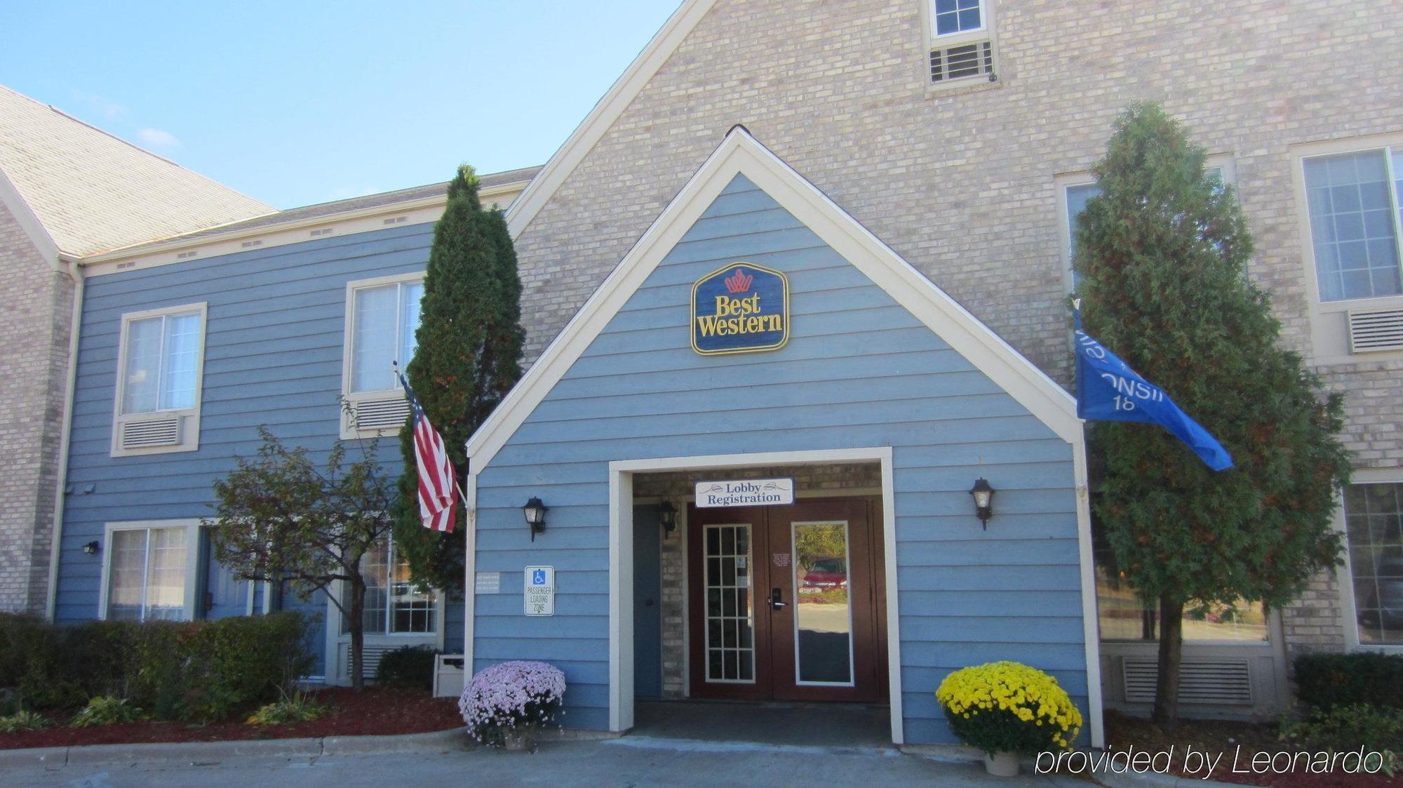 Hotel Baymont By Wyndham Mequon Milwaukee Area Exterior foto