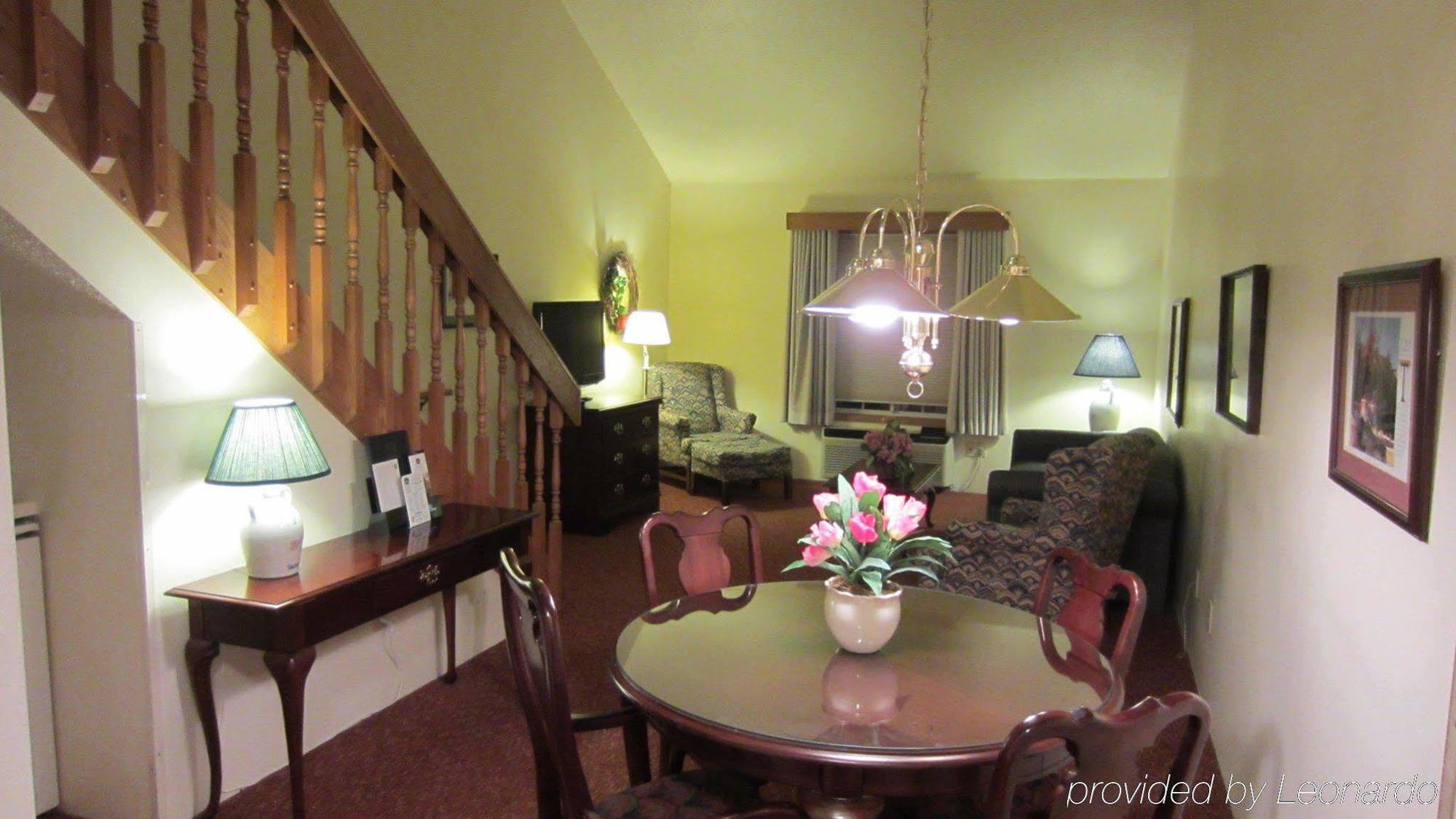 Hotel Baymont By Wyndham Mequon Milwaukee Area Habitación foto