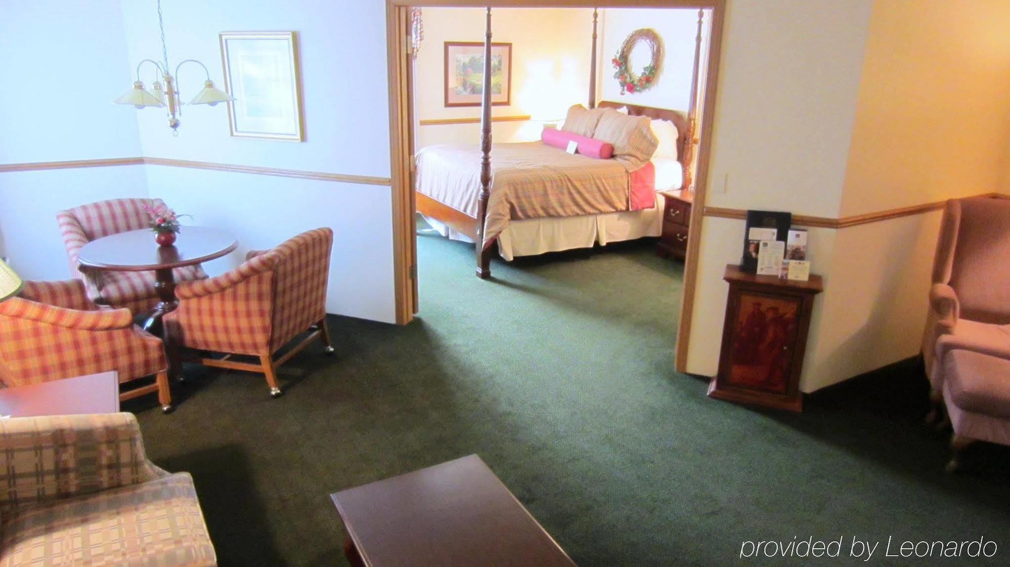 Hotel Baymont By Wyndham Mequon Milwaukee Area Habitación foto
