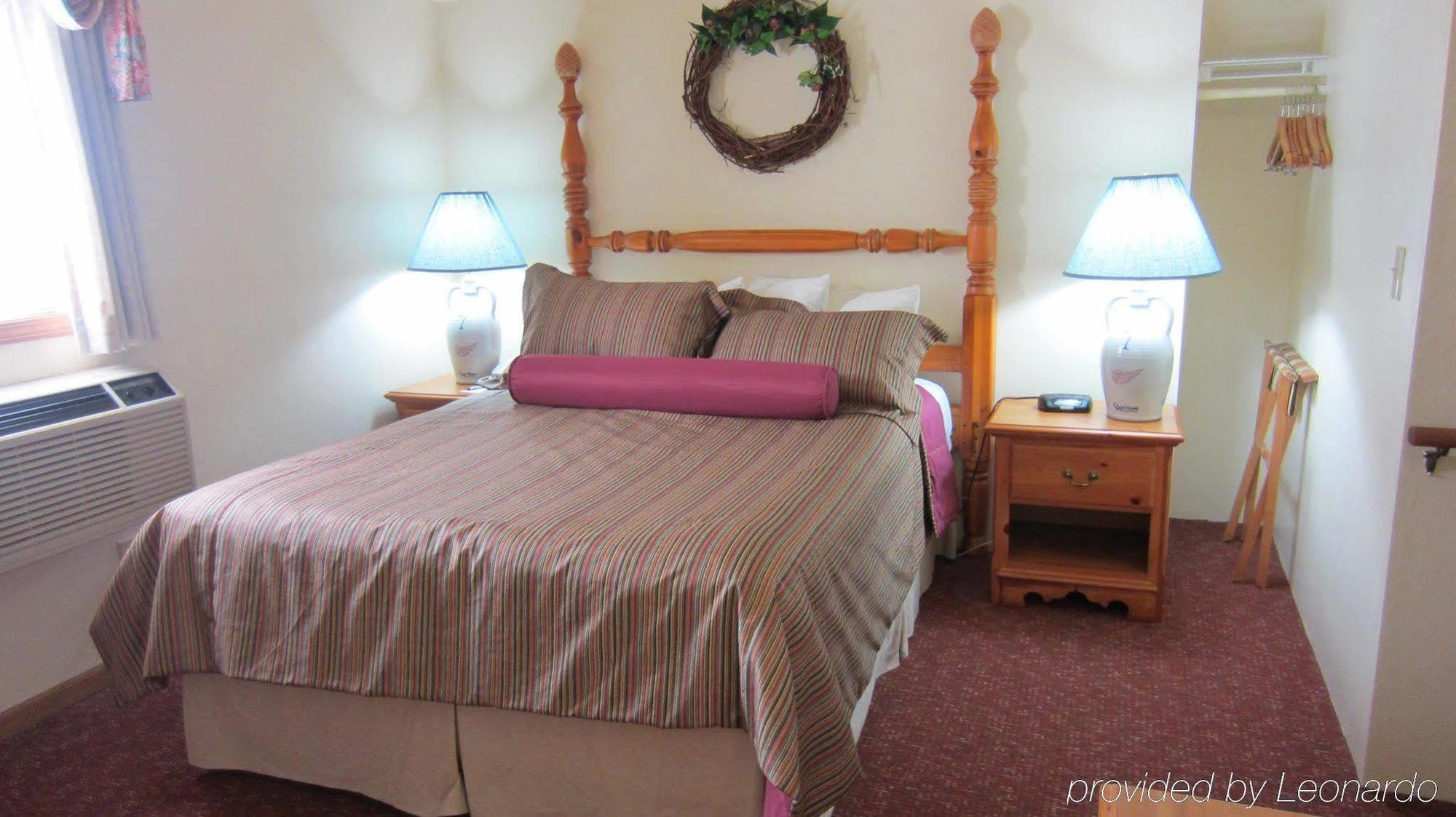 Hotel Baymont By Wyndham Mequon Milwaukee Area Habitación foto