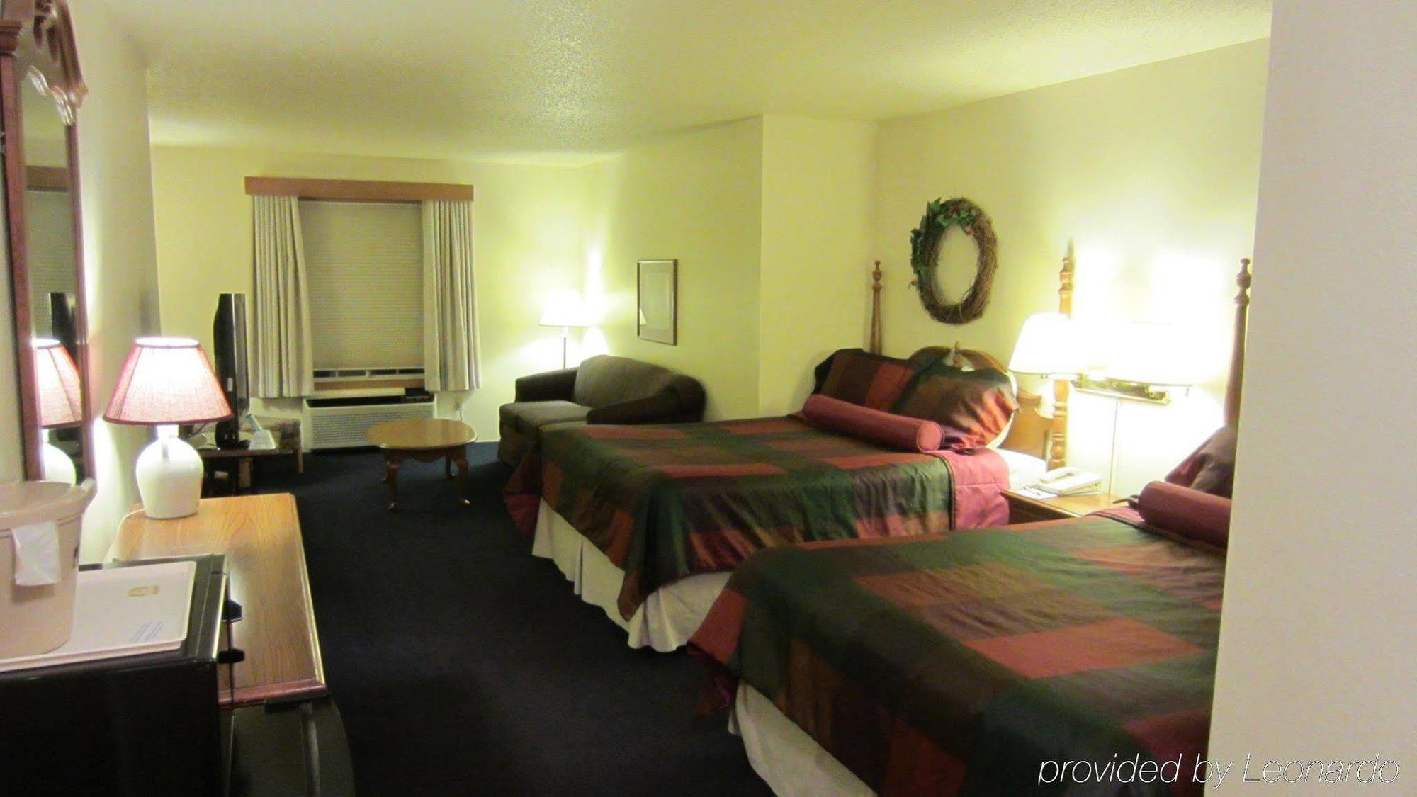 Hotel Baymont By Wyndham Mequon Milwaukee Area Habitación foto