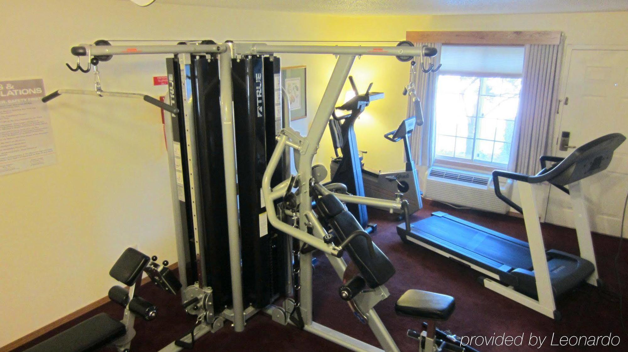 Hotel Baymont By Wyndham Mequon Milwaukee Area Facilidades foto