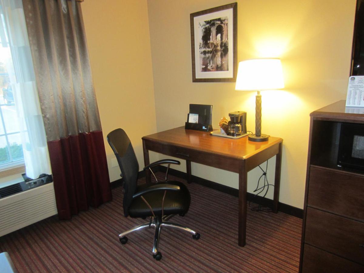 Hotel Baymont By Wyndham Mequon Milwaukee Area Habitación foto